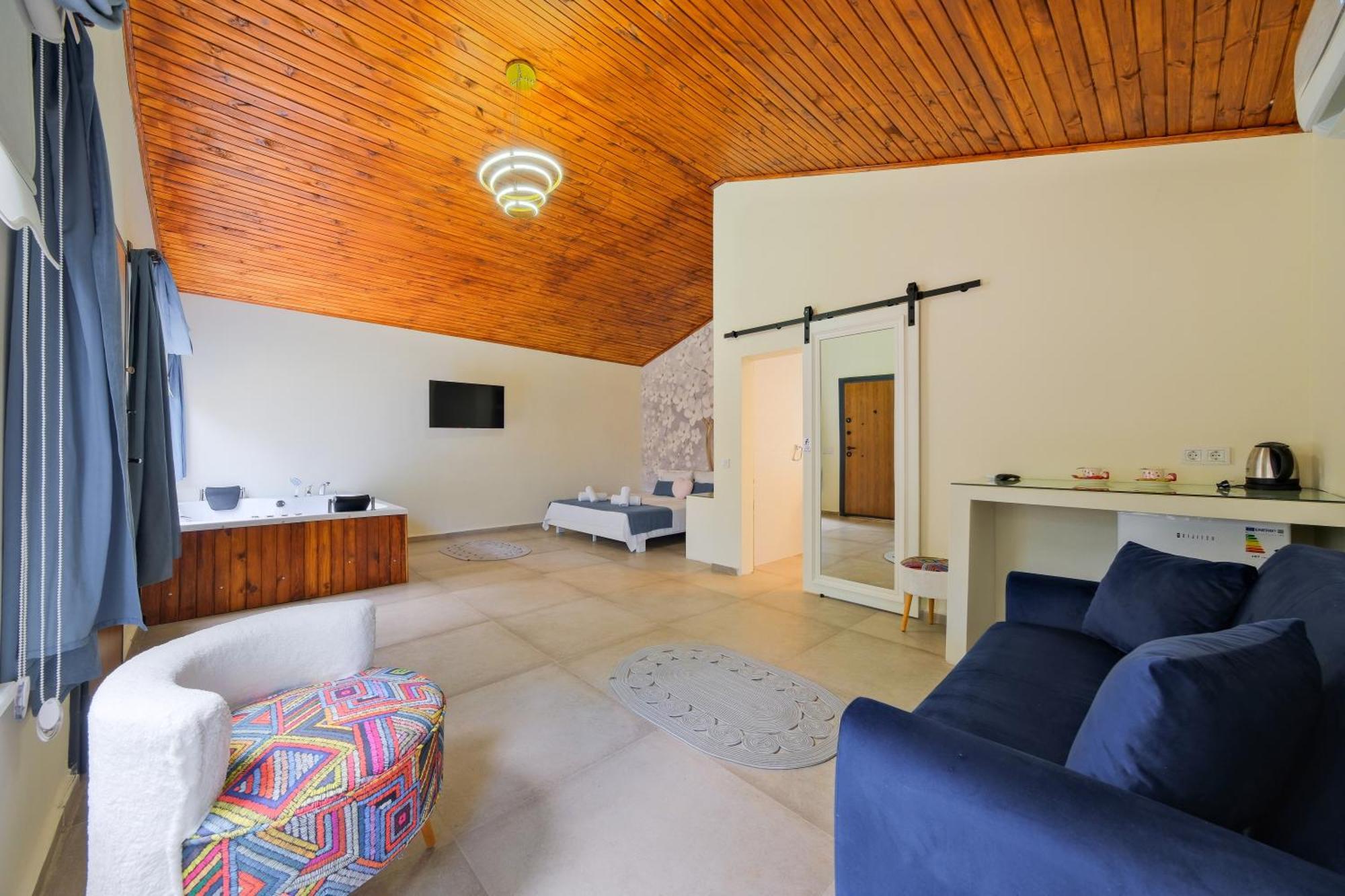 Larimar Suite Hotel Oludeniz Exterior photo