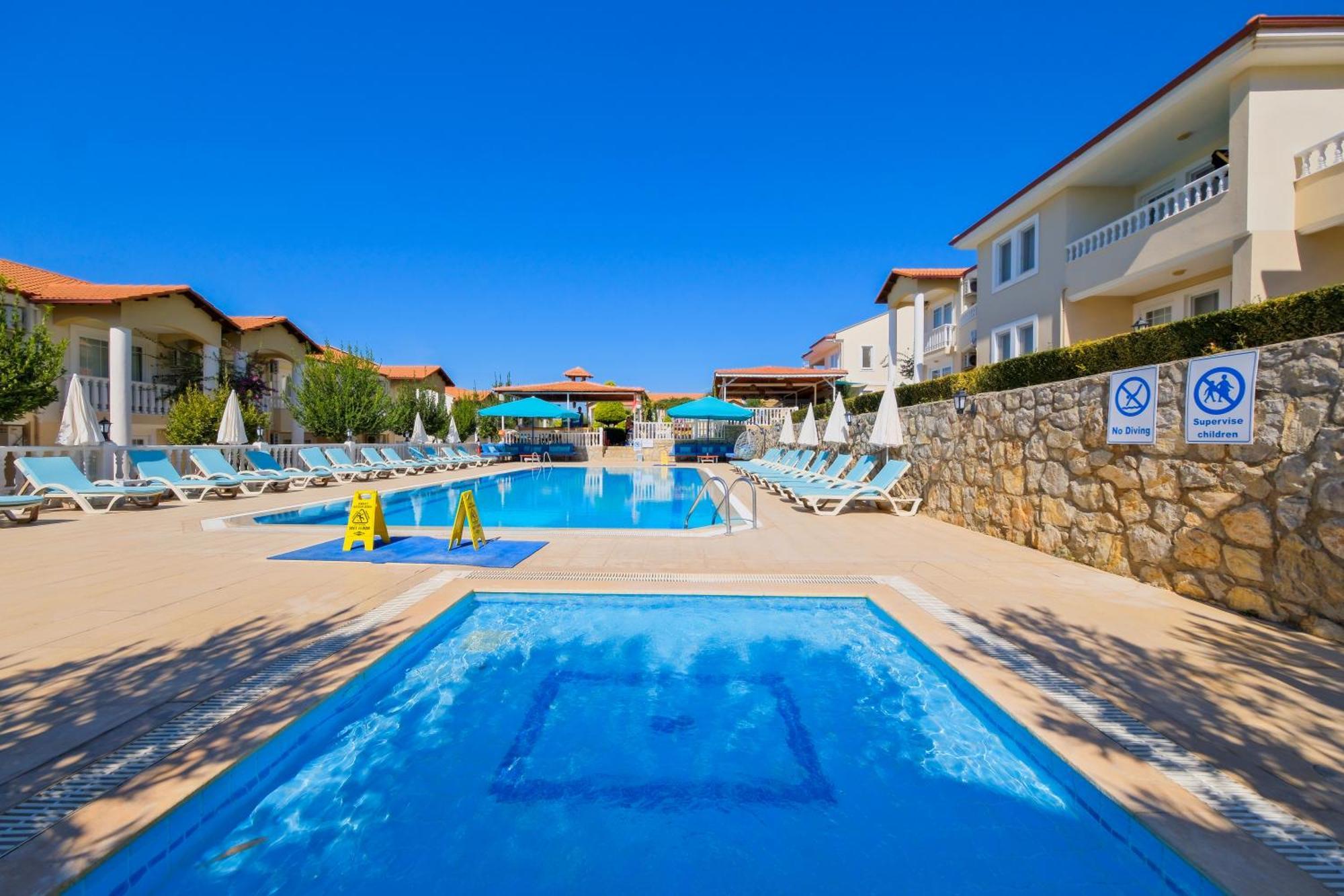 Larimar Suite Hotel Oludeniz Exterior photo