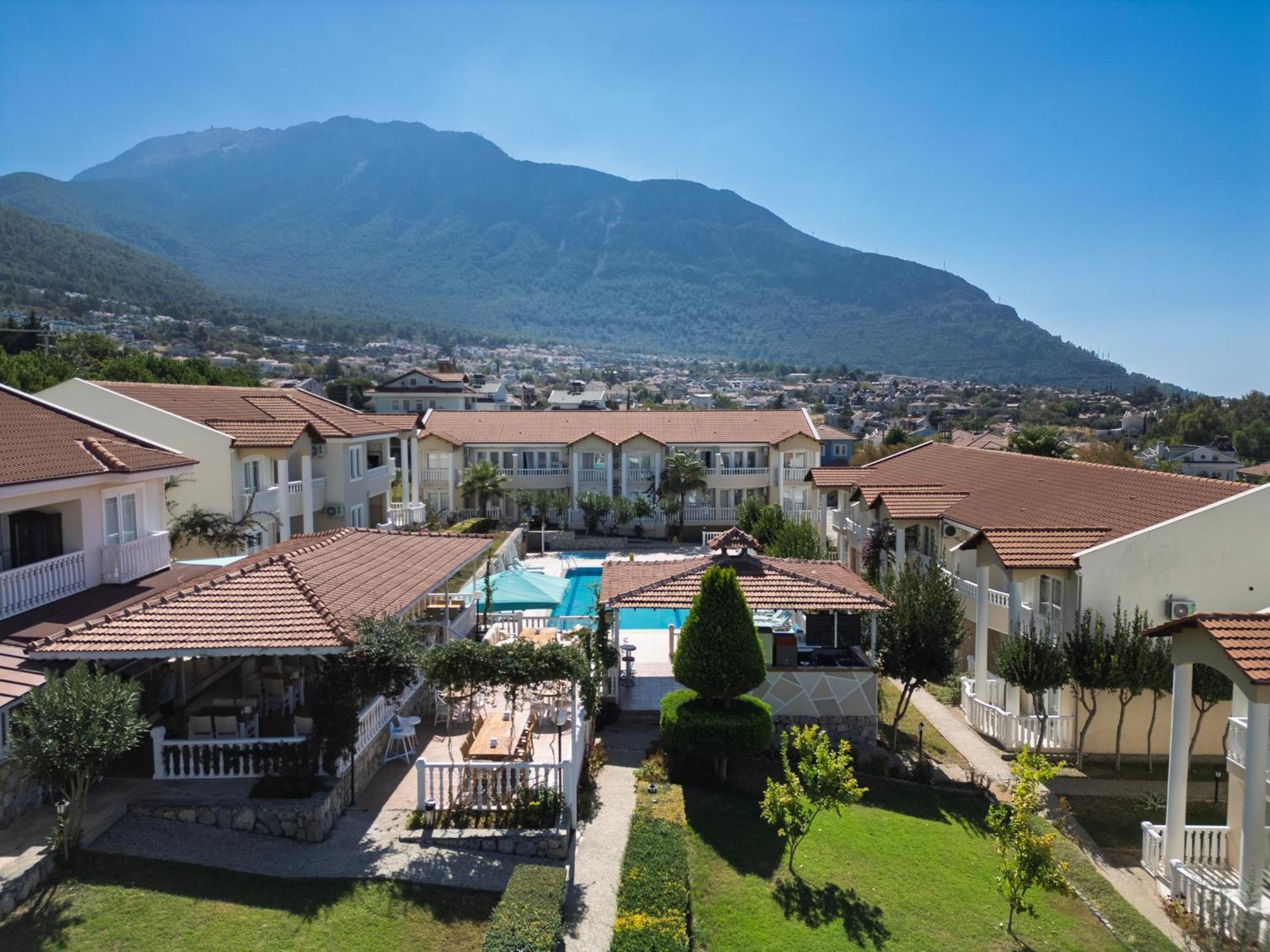 Larimar Suite Hotel Oludeniz Exterior photo